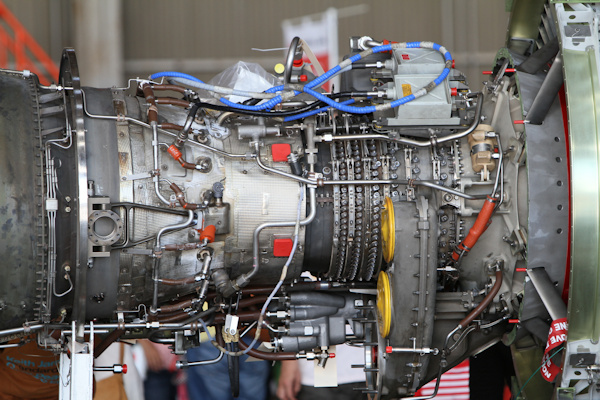CRJ200エンジン