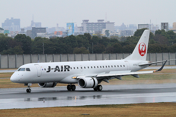 J-AIR E190（JA250J）