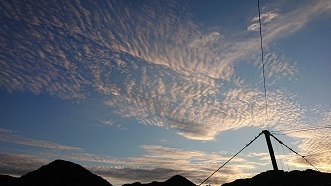 札幌市円山球場上空の鰯雲